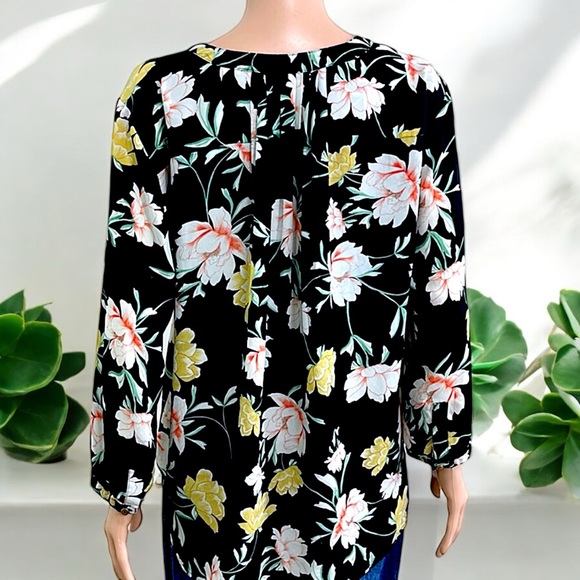 JM Collection Lotus Flower Floral Pleated Tunic Blouse Crepe Polyester Top - Picture 6 of 16
